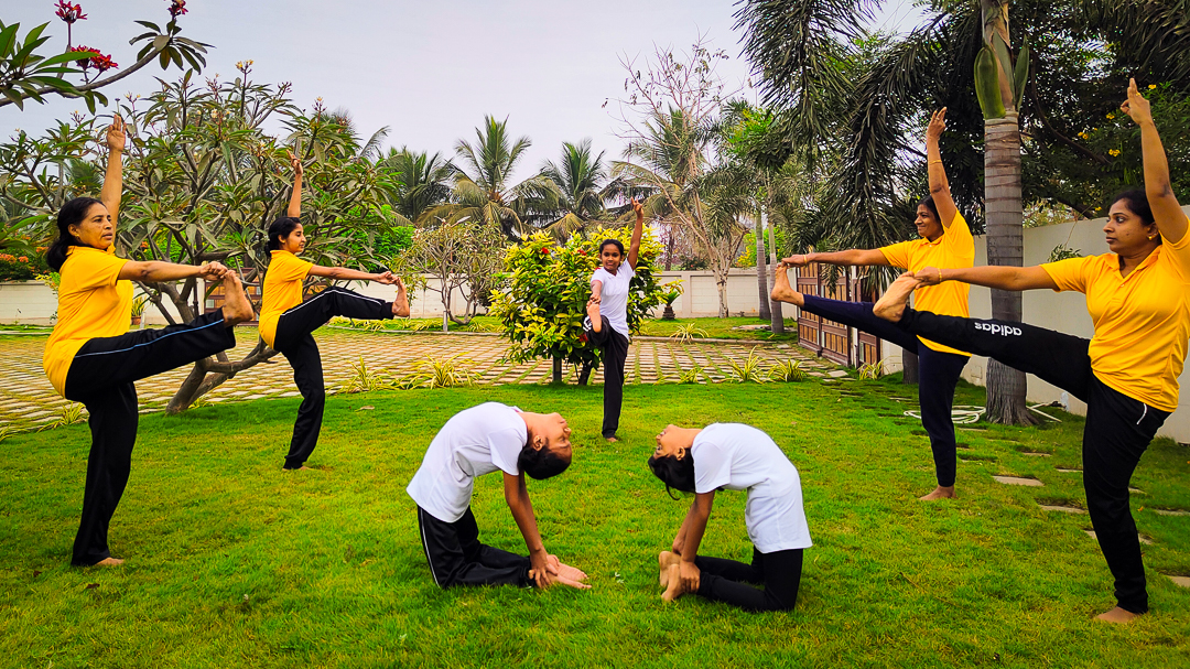 Live online yoga classes